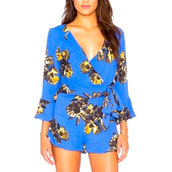 Free People - All The Right Ruffles Bright Blue Floral Short Romper Size Medium - Picture 1 of 13